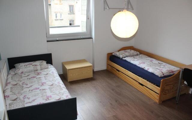 ROOMS in SHARED HOUSE SAARBRUCKEN Center