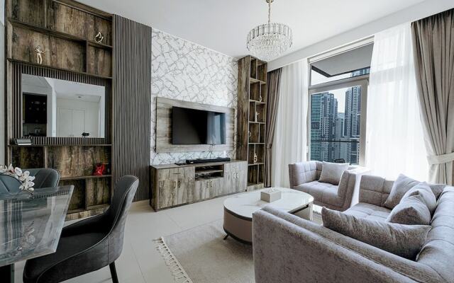 Stayis-Luxury 1 BR with City SkylineView