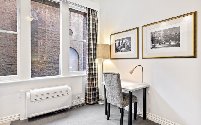 Inner-city Studio - Walk to Everything! – Guest Rooms – Melbourne