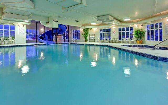 Holiday Inn Express Calgary North