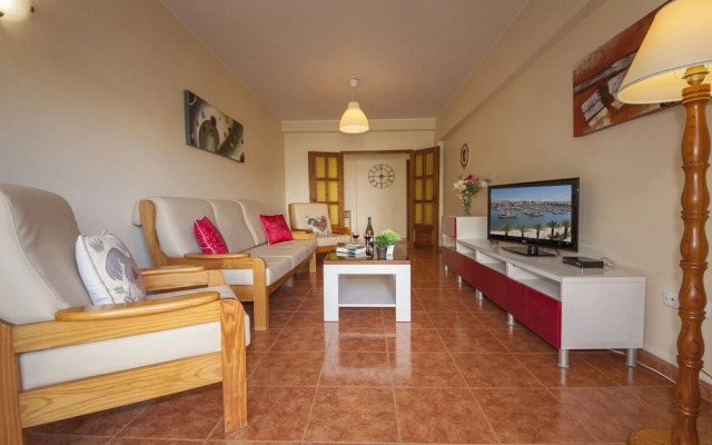 B45 - Main Avenue 2 Bed Apartment