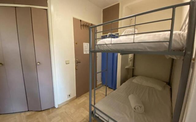 Nice studio with garden and parking - Near beach