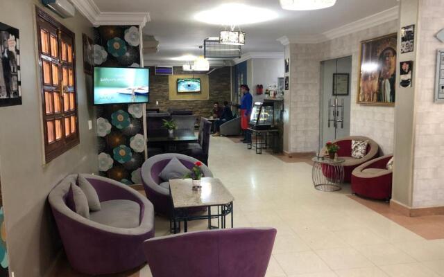 Bonne Vie Hotel