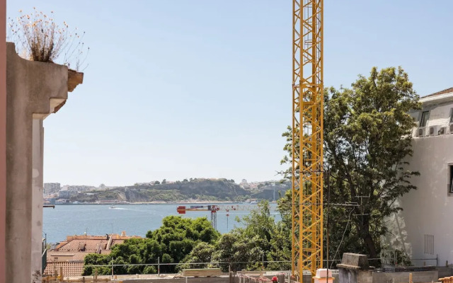 Ando Living - Flores 25 House