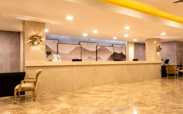 Siam Elegance Hotel & Spa