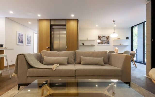 Wynwood House Schiller