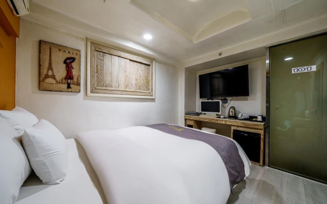 Seongnam Hotel Tom