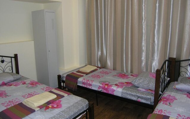 Hostel Raiduzhny