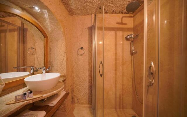 Maya Cave Hotel