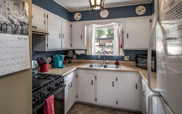 A Frame Acres - Three Bedroom Cabin