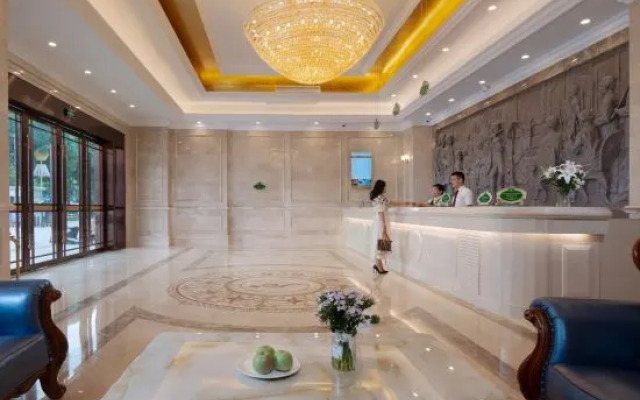 Vienna Hotel (Nanning Longteng Beida)