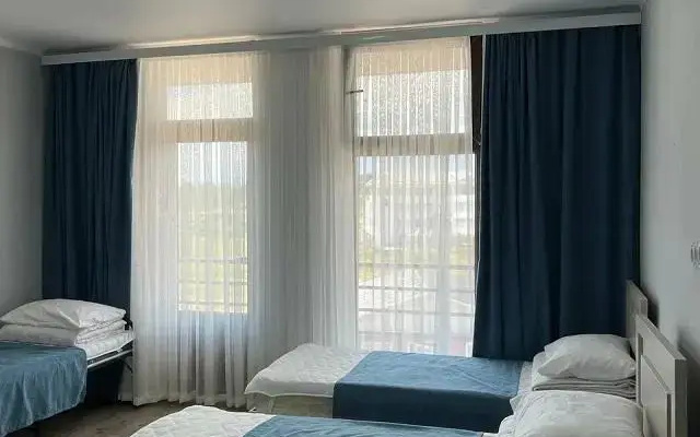 Razam Hotel Bosteri (Разам Бостери)
