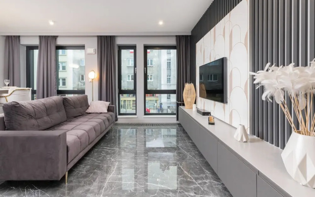Luxurious Apartment in Gdynia by Renters
