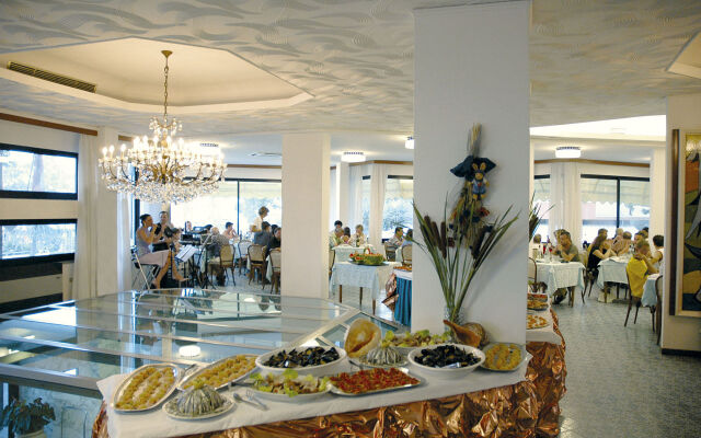 COLORADO Hotel snc by Prandolini Floria & C