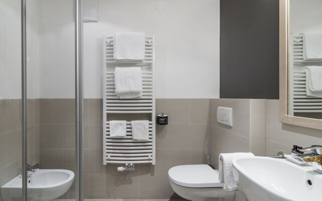 Christof Hotel
