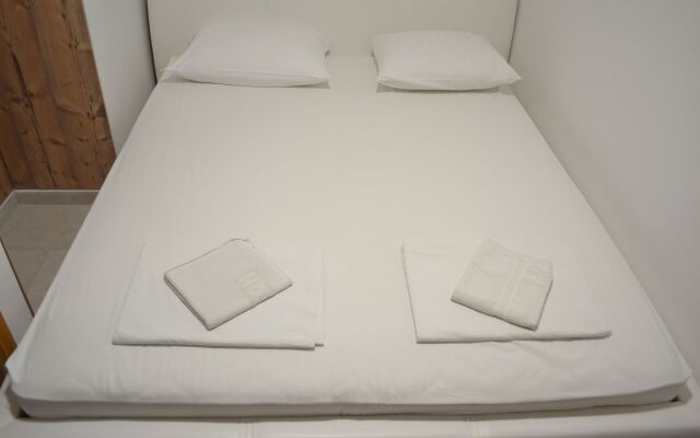 Hotel Sinan Han