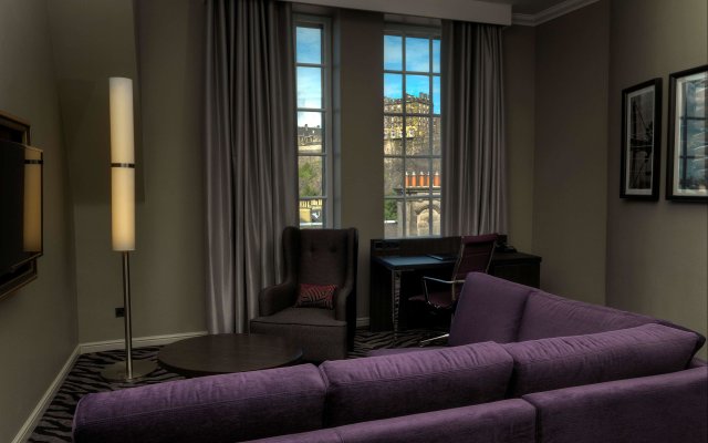 DoubleTree by Hilton Edinburgh City Centre