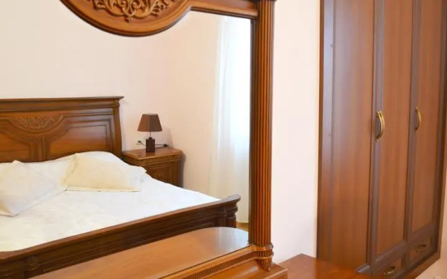 Monument Guest House