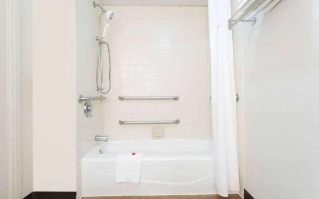 Days Inn Harrisburg North