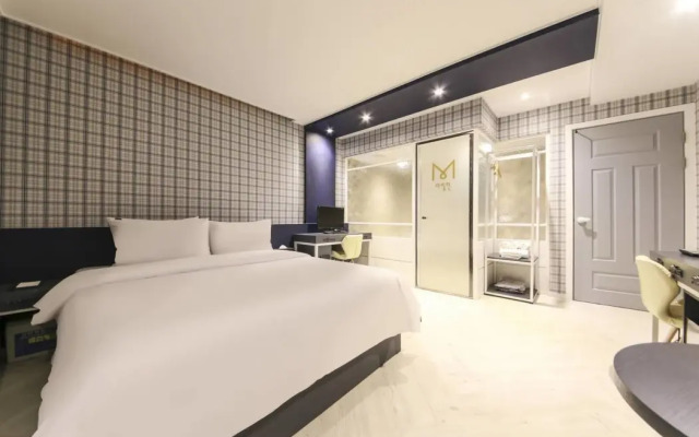 Hotel Marilyn