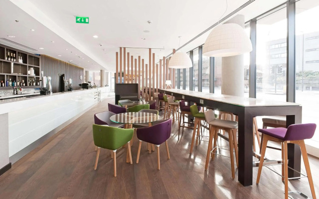 Hampton by Hilton London Waterloo