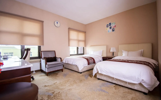 Mika Hotel