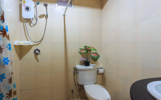 Hotel Grand Orchid Inn