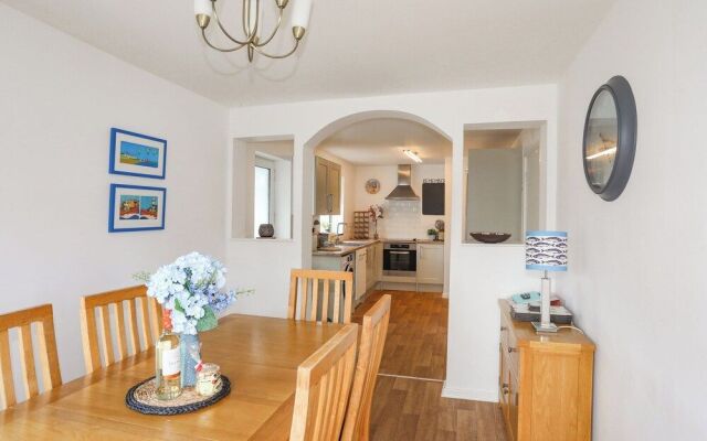 Crows Nest - Rhosneigr
