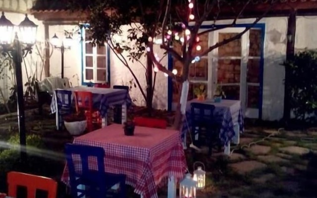 Nish Alacati Hotel