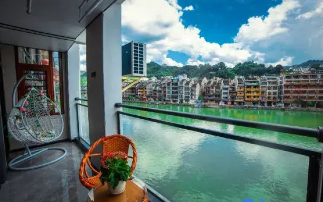 Zhenyuan Cai's Residence