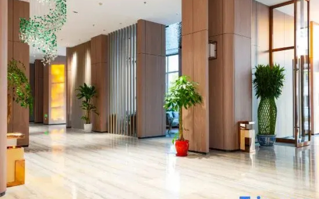 V. Hotel