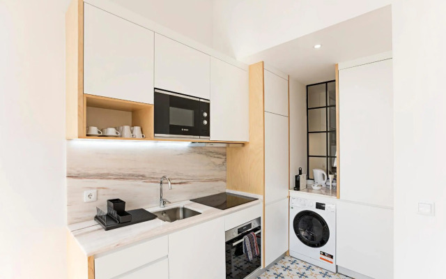 Urban House by LovelyStay