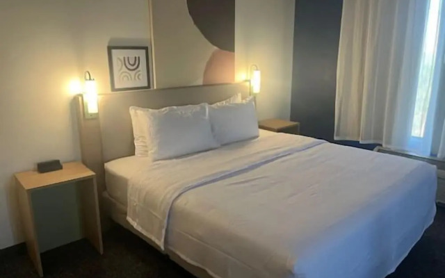Spark by Hilton Phoenix East Mesa