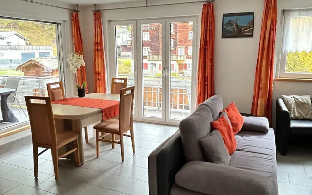 Mountain Stay With Balcony