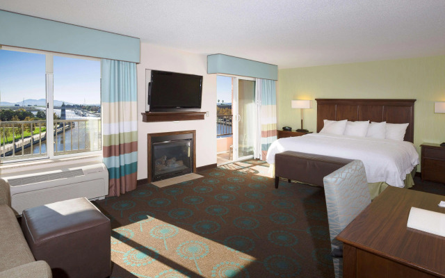Hampton Inn & Suites Suisun City Waterfront