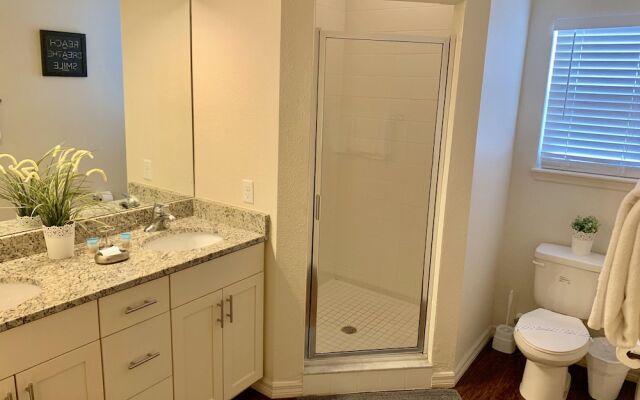 Villa Cristina - Lucaya Village