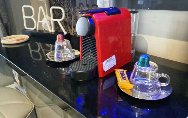 CMK Bar & Spa