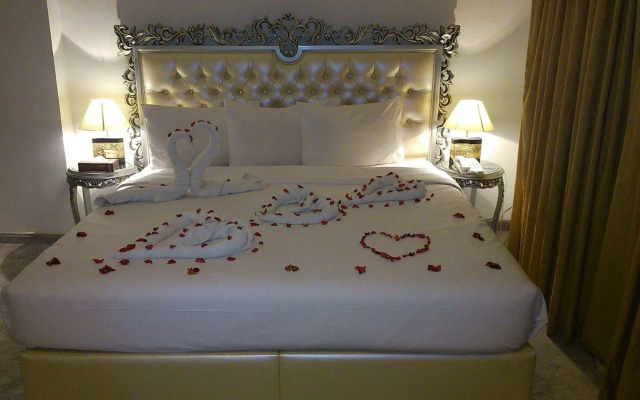 Excelencia Hotel