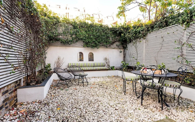 The Notting Hill Townhouse - by Out of Office Lifestyle