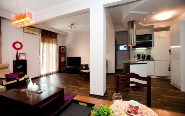 Downtown Apartment