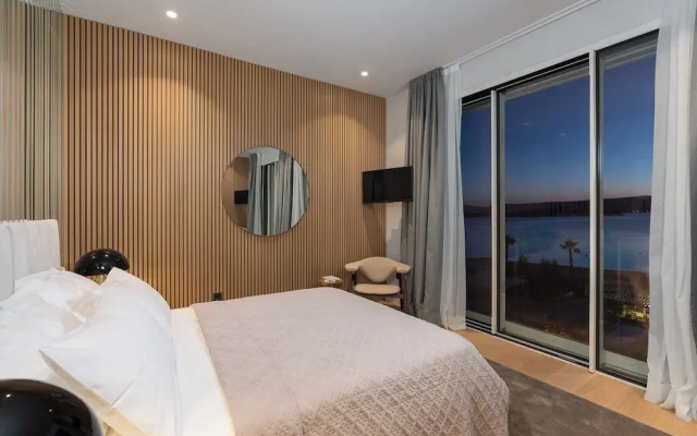 Designer Luxury Villa With Pool & Private Beach Access - Zadar