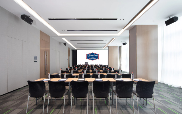 Hampton by Hilton Wuhan Baishazhou Avenue Hotel