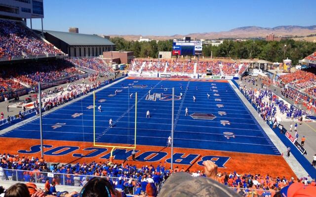 Boise Hillside Suites