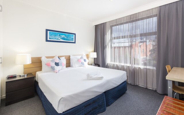 City Edge Serviced Apartments East Melbourne