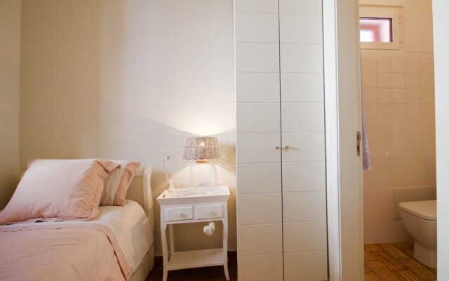 Horta do Mar 3 by Lightbooking