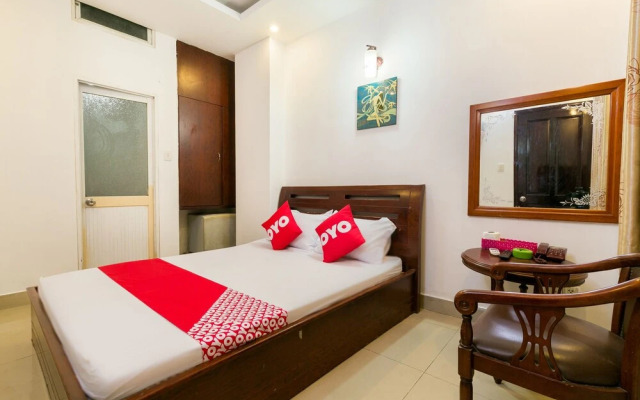 OYO 631 Long Phụng Hoàng Hotel