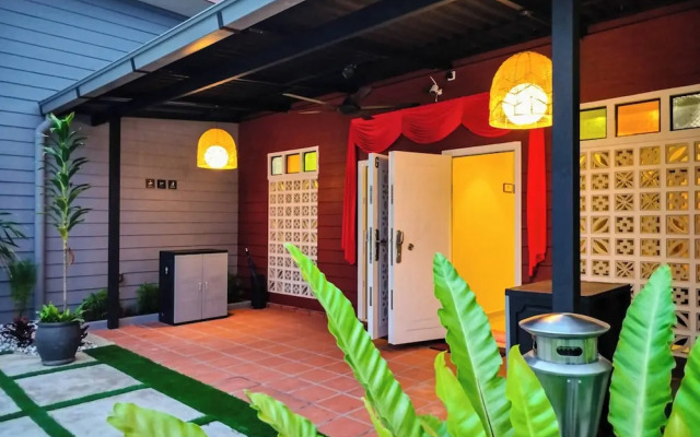 Great 5BR Garden Inn by uBook