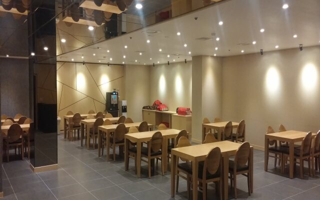 Hotel Almond Busan Station