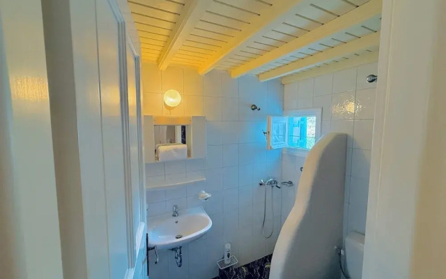 Stylish 2 Bd Escape Apt at Ornos Beach