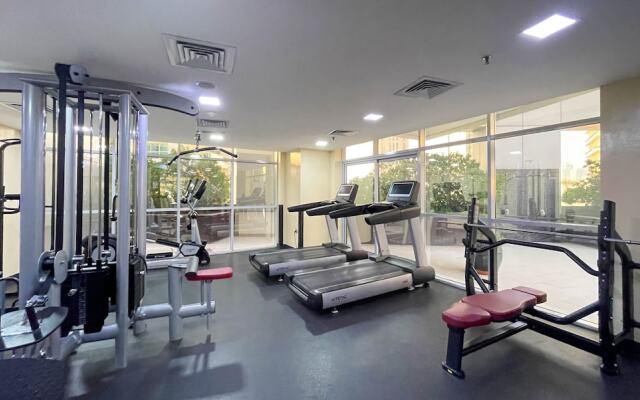 bnbme | SkyView Tower | 4 + Maids